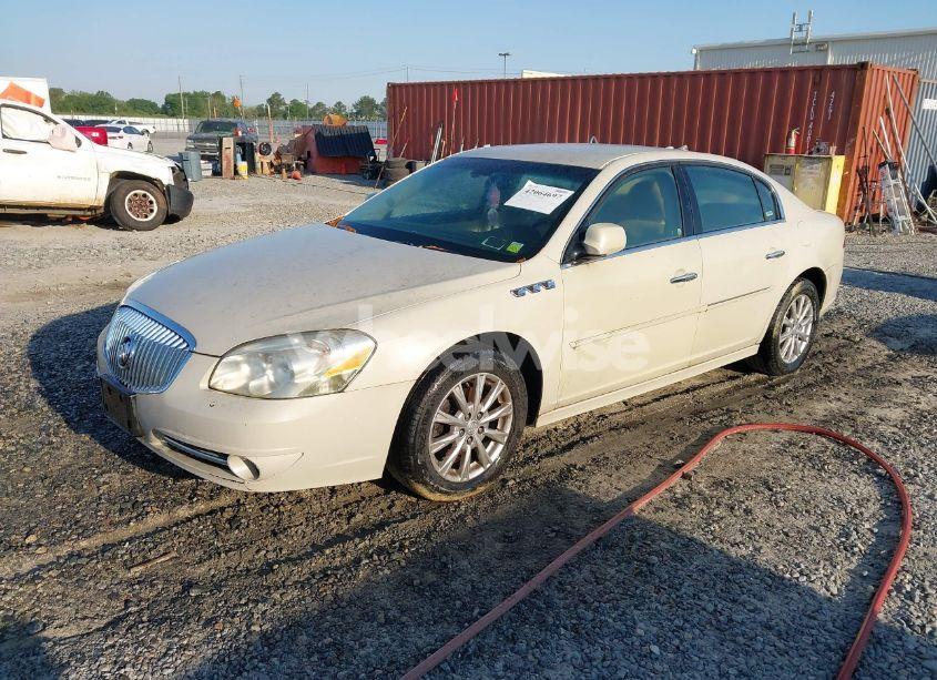 Photo 2 of 2010 Buick Lucerne CXL (VIN 1G4HC5E11AU125149)