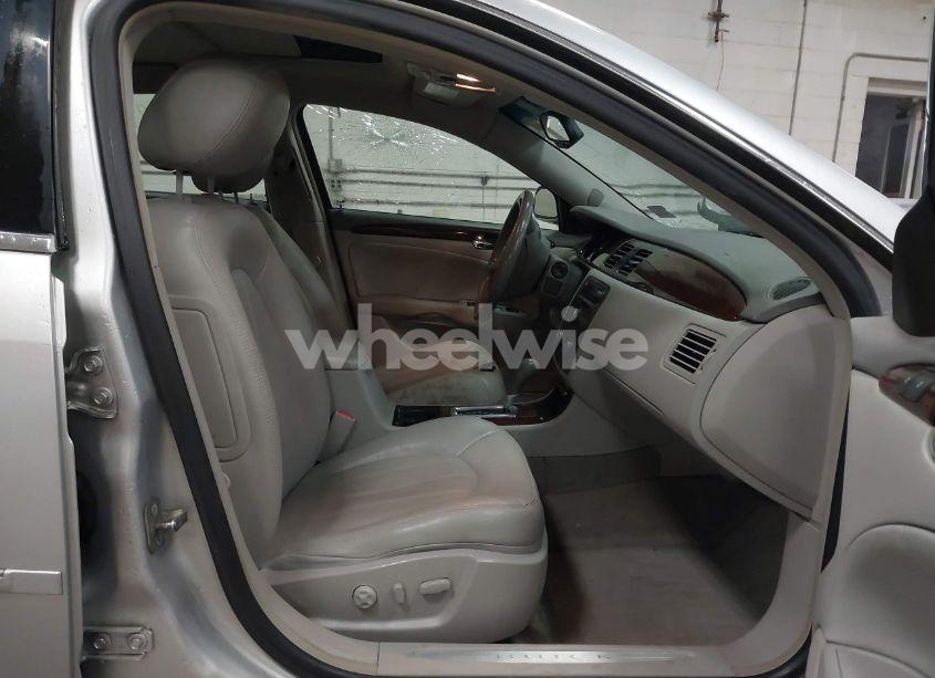 Photo 5 of 2010 Buick Lucerne CXL (VIN 1G4HC5E18AU126766)