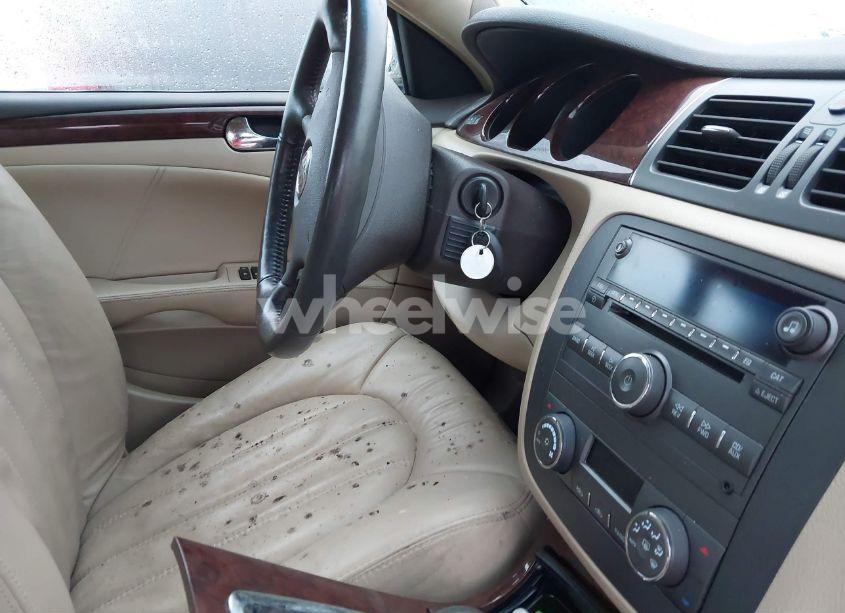 Photo 11 of 2011 Buick Lucerne CXL (VIN 1G4HC5EM1BU110470)