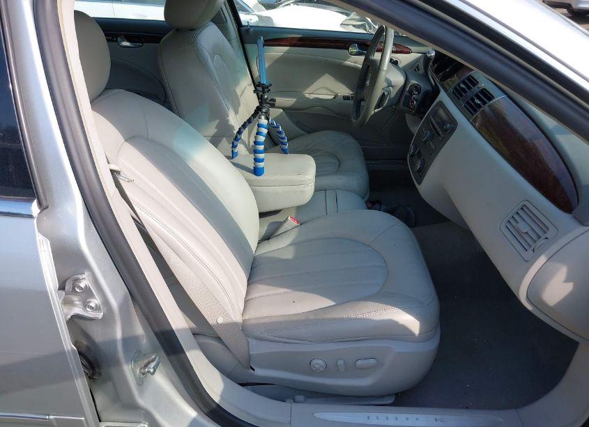 Photo 5 of 2011 Buick Lucerne CXL (VIN 1G4HC5EM2BU122398)