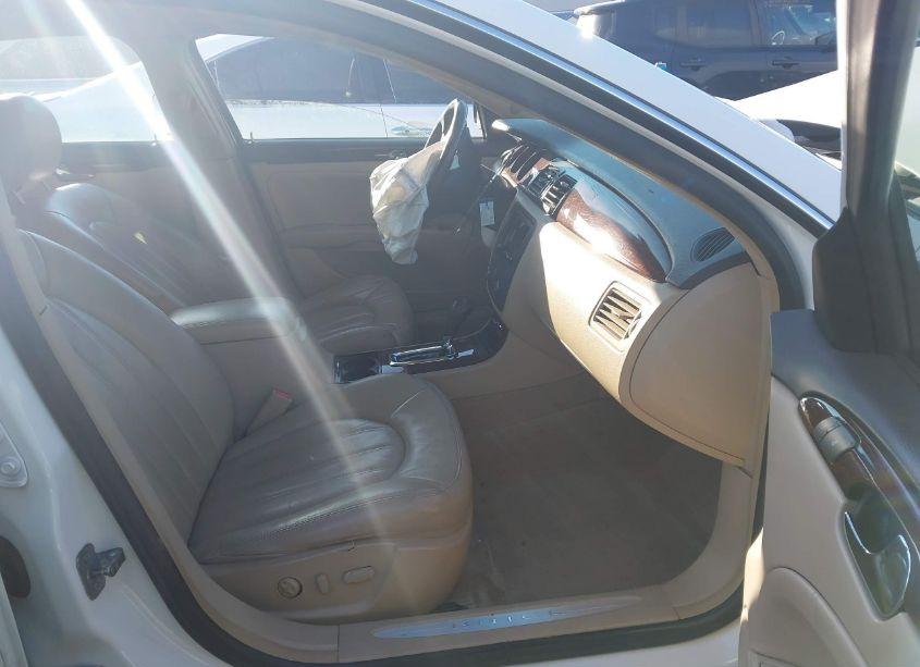 Photo 5 of 2011 Buick Lucerne CXL (VIN 1G4HC5EM2BU127438)