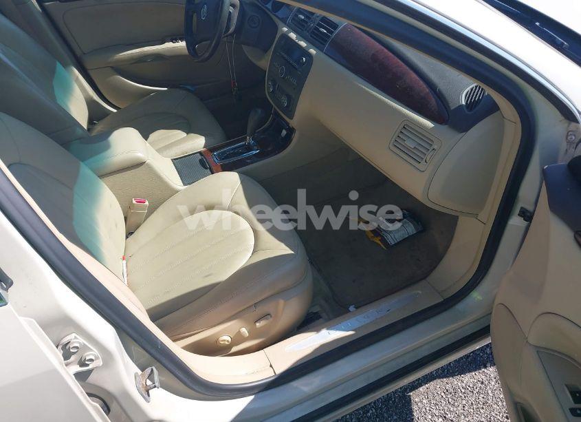 Photo 5 of 2011 Buick Lucerne CXL (VIN 1G4HC5EM3BU137959)