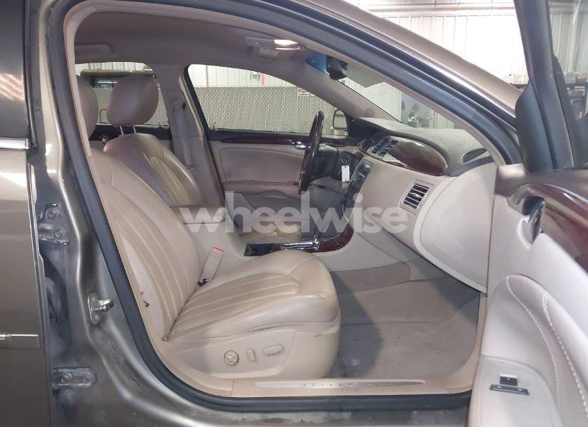 Photo 5 of 2010 Buick Lucerne CXL (VIN 1G4HC5EM4AU122627)