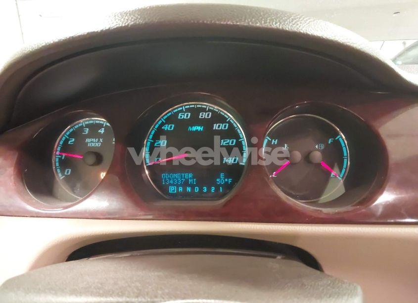 Photo 7 of 2010 Buick Lucerne CXL (VIN 1G4HC5EM4AU122627)