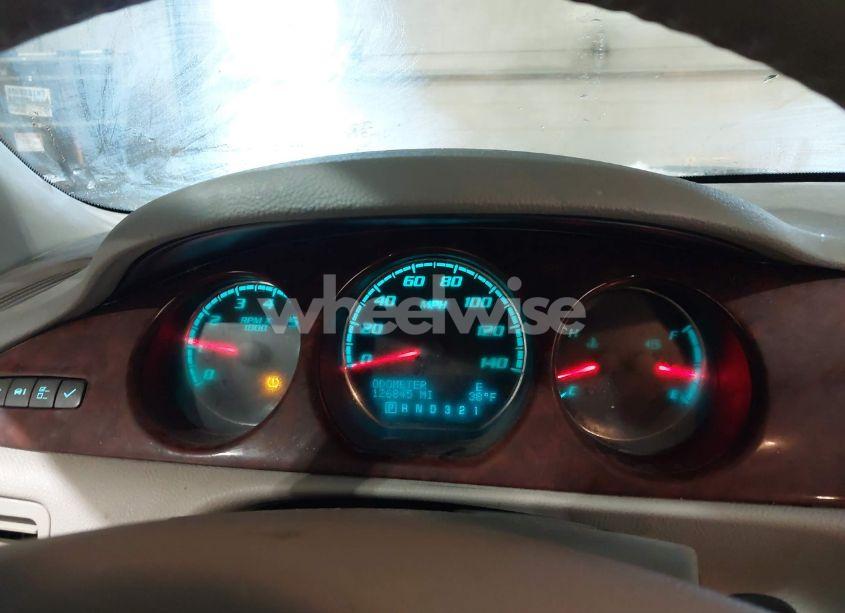 Photo 7 of 2010 Buick Lucerne CXL (VIN 1G4HC5EM6AU100323)