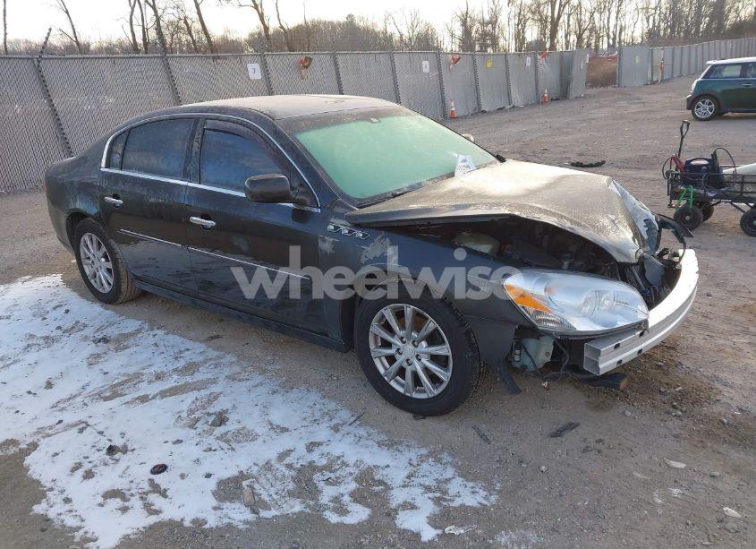 2011 Buick Lucerne CXL (VIN 1G4HC5EM6BU150415) main photo