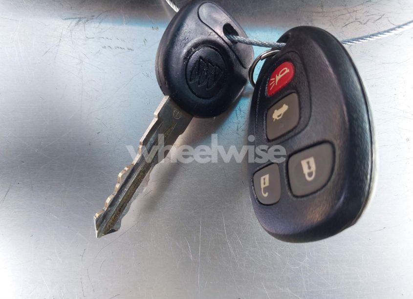 Photo 11 of 2010 Buick Lucerne CXL (VIN 1G4HC5EM7AU100430)