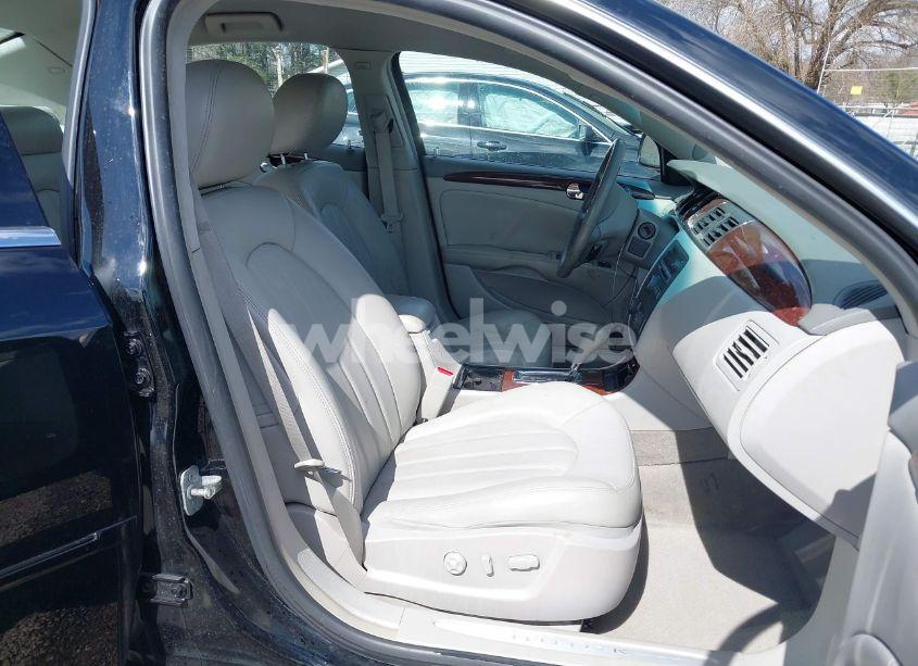 Photo 5 of 2010 Buick Lucerne CXL (VIN 1G4HC5EM7AU100430)