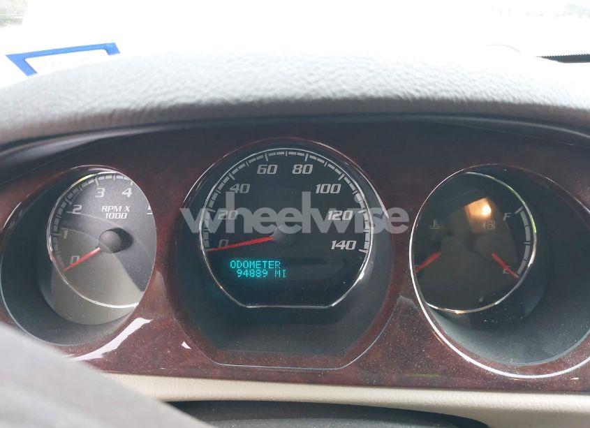 Photo 7 of 2010 Buick Lucerne CXL (VIN 1G4HC5EM7AU125182)