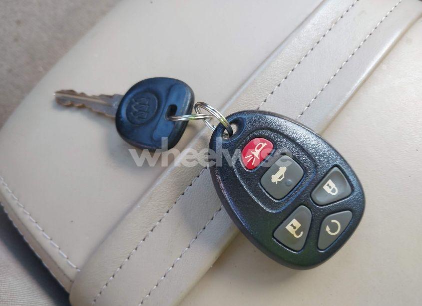 Photo 11 of 2010 Buick Lucerne CXL (VIN 1G4HC5EM7AU127448)