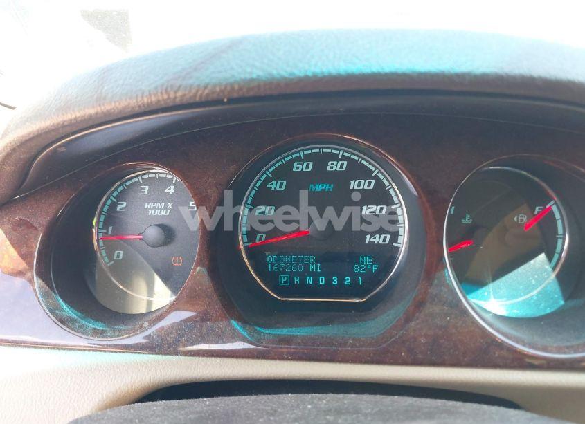 Photo 7 of 2010 Buick Lucerne CXL (VIN 1G4HC5EM7AU127448)