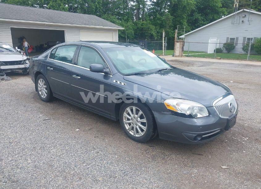 2011 Buick Lucerne CXL (VIN 1G4HC5EM8BU101183) main photo