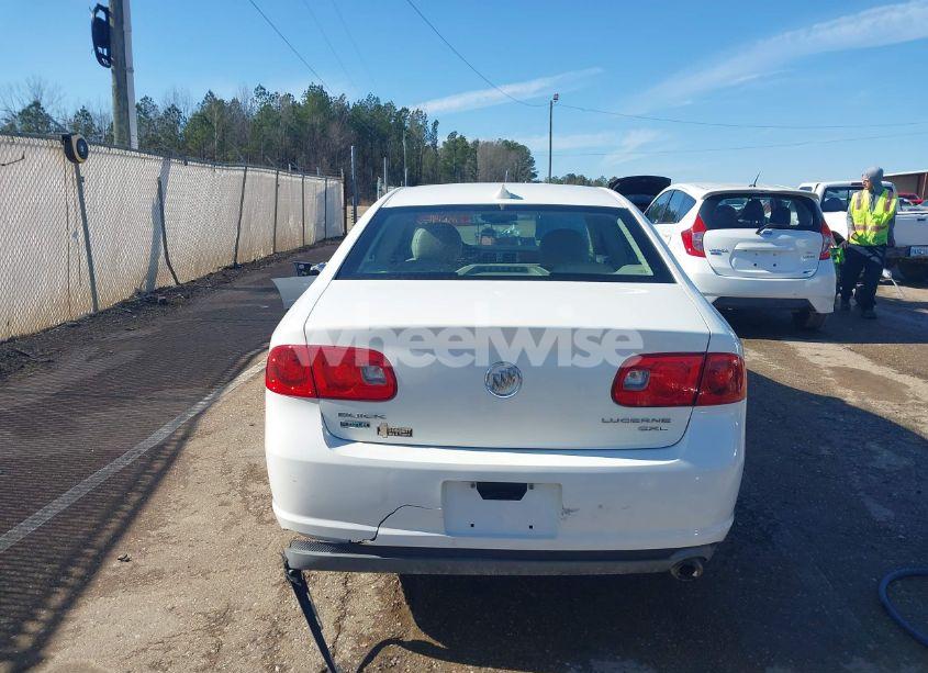 Photo 17 of 2011 Buick Lucerne CXL (VIN 1G4HC5EM9BU112242)