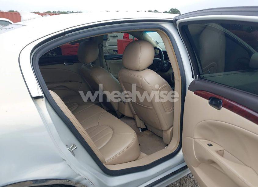 Photo 8 of 2010 Buick Lucerne CXL (VIN 1G4HC5EMXAU112801)