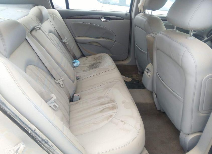 Photo 8 of 2010 Buick Lucerne CXL (VIN 1G4HC5EMXAU125631)