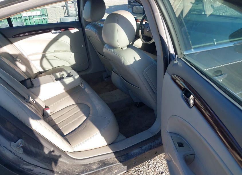 Photo 8 of 2011 Buick Lucerne CXL (VIN 1G4HC5EMXBU123539)