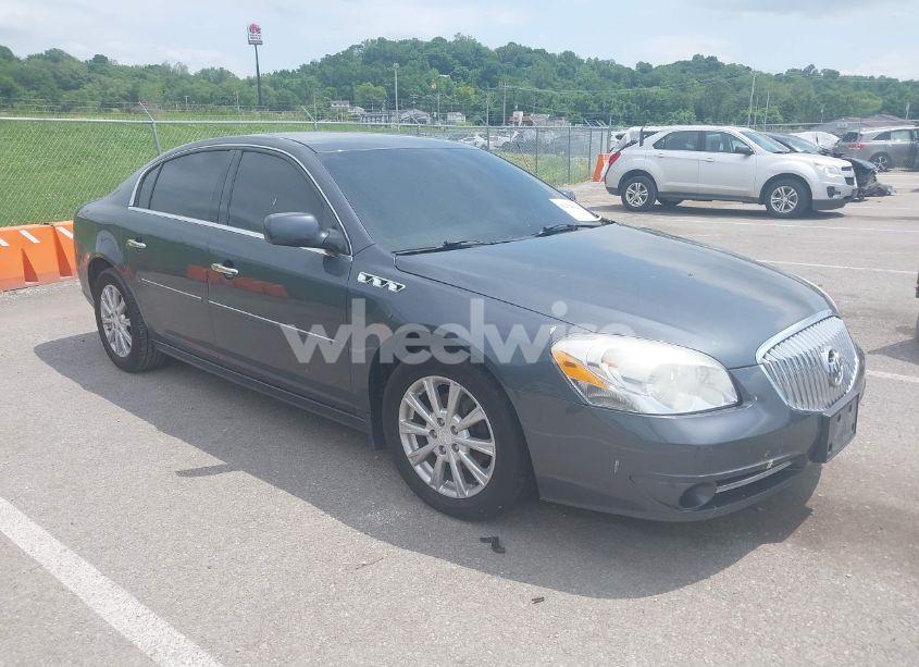 2011 Buick Lucerne CXL (VIN 1G4HC5EMXBU135982) main photo