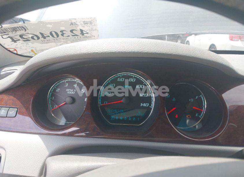 Photo 7 of 2011 Buick Lucerne CXL (VIN 1G4HC5EMXBU135982)