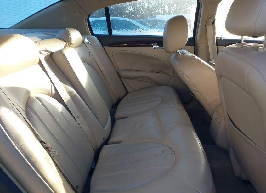 Photo 8 of 2011 Buick Lucerne CXL (VIN 1G4HC5EMXBU142379)