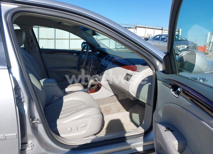 Photo 5 of 2009 Buick Lucerne CXL (VIN 1G4HD571X9U125883)