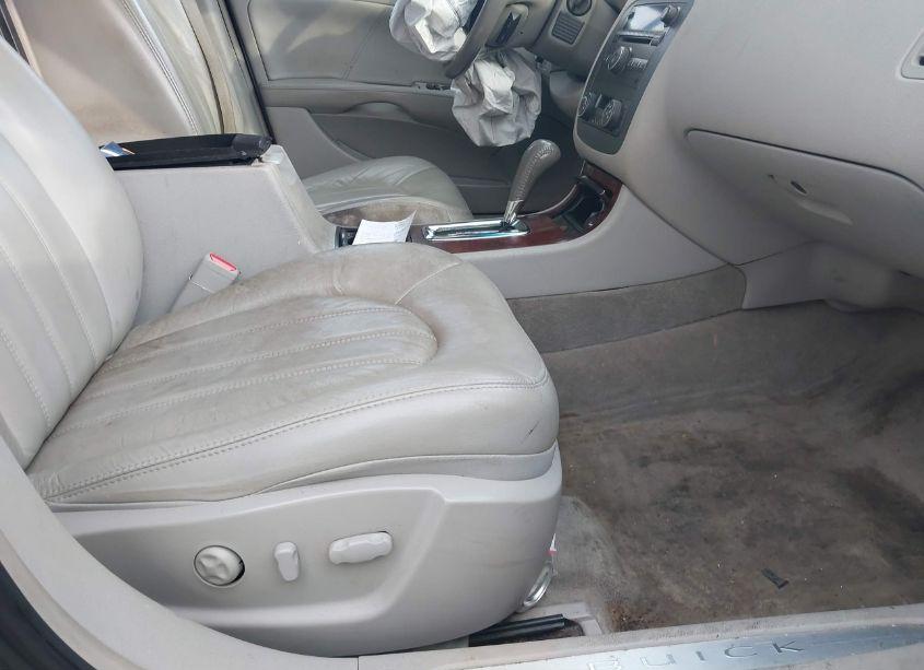 Photo 5 of 2008 Buick Lucerne CXL (VIN 1G4HD57208U117640)