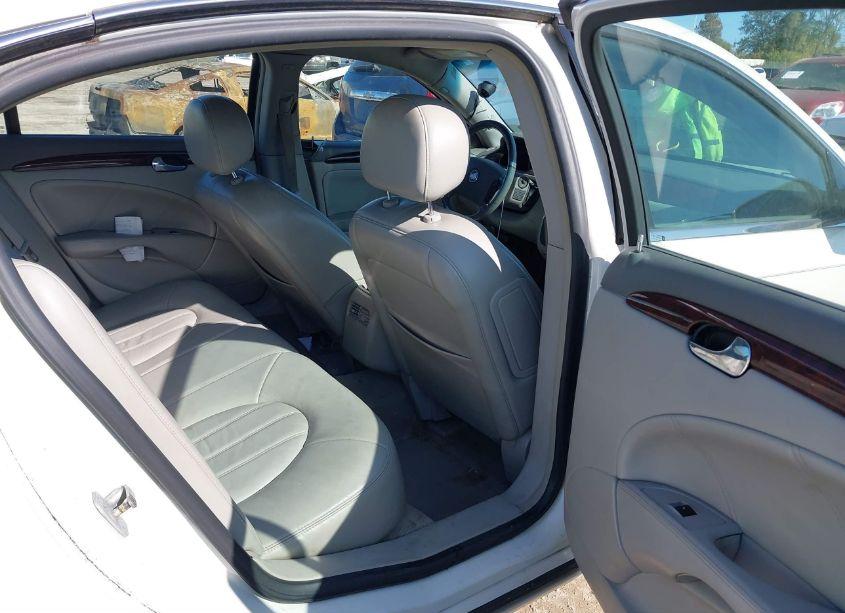 Photo 8 of 2008 Buick Lucerne CXL (VIN 1G4HD57208U157619)