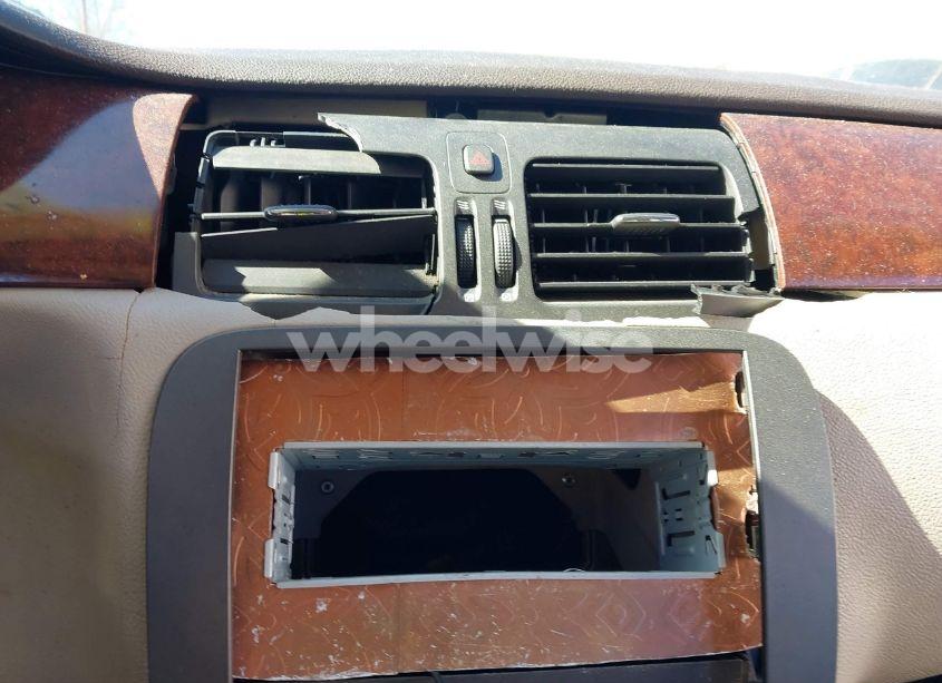 Photo 6 of 2007 Buick Lucerne CXL (VIN 1G4HD57237U110213)