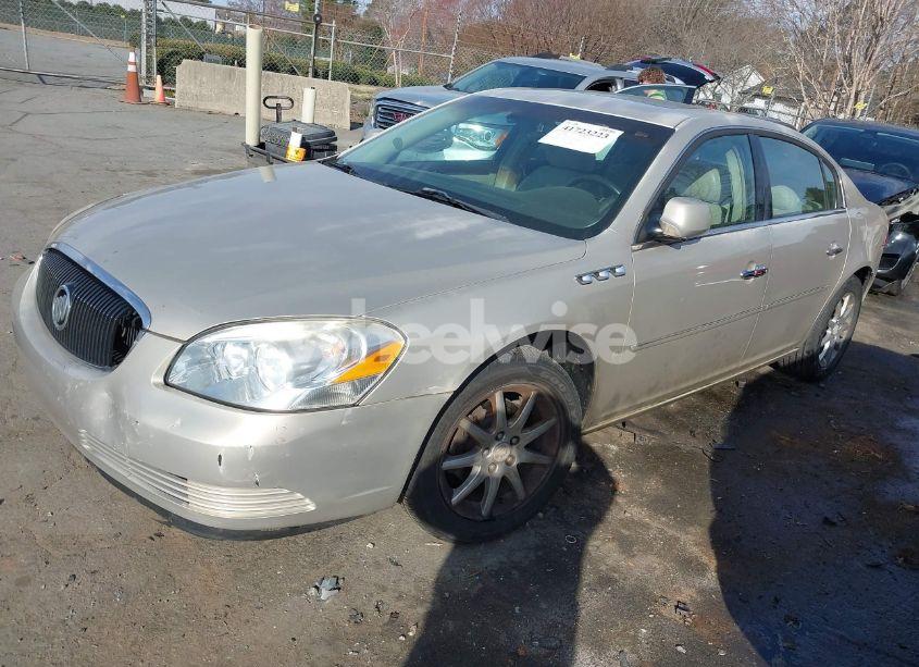 Photo 2 of 2007 Buick Lucerne CXL (VIN 1G4HD57247U103142)