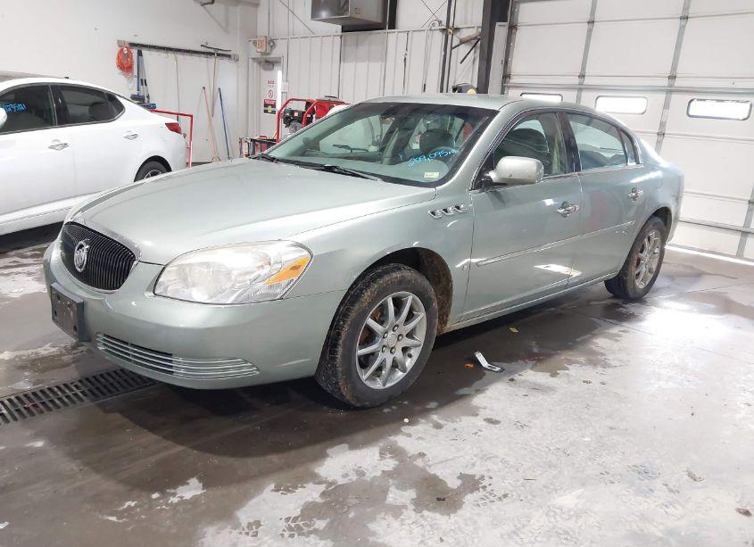 Photo 2 of 2007 Buick Lucerne CXL (VIN 1G4HD57247U104808)