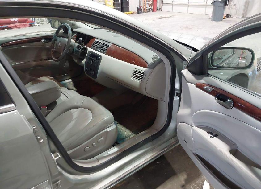 Photo 5 of 2007 Buick Lucerne CXL (VIN 1G4HD57247U104808)