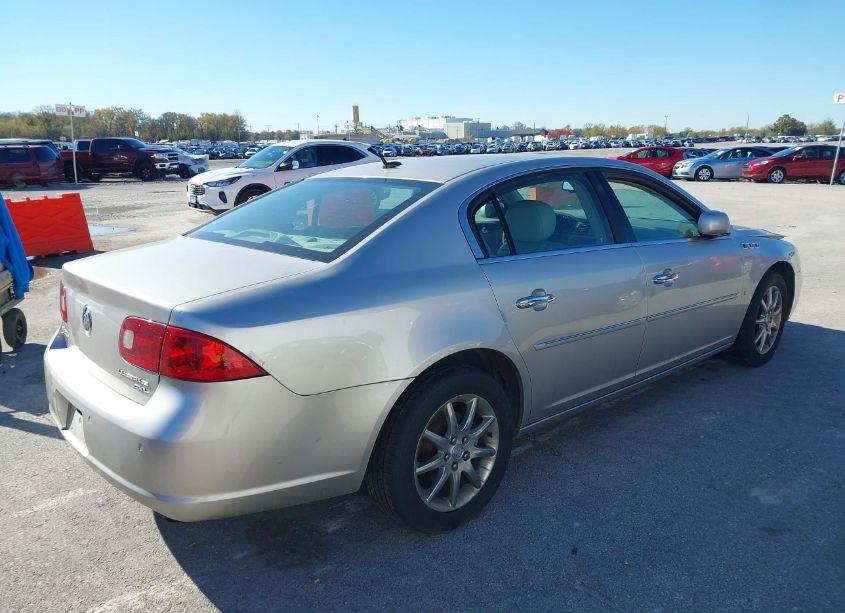 Photo 4 of 2007 Buick Lucerne CXL (VIN 1G4HD57247U155709)