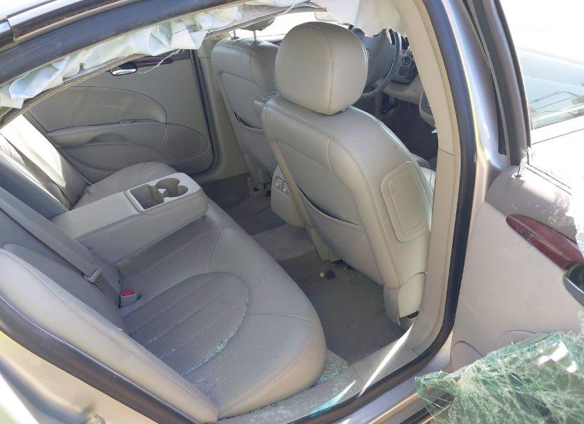 Photo 8 of 2007 Buick Lucerne CXL (VIN 1G4HD57247U230232)