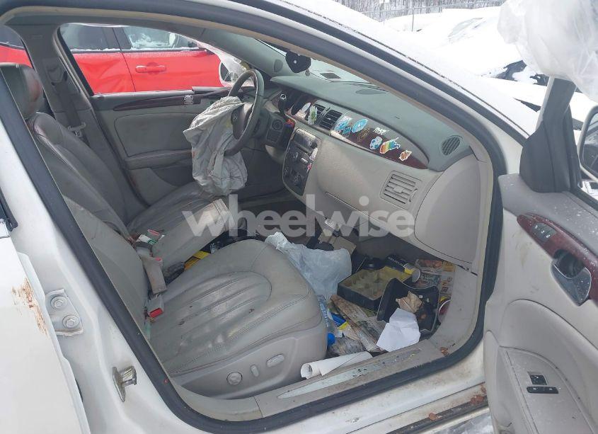 Photo 5 of 2008 Buick Lucerne CXL (VIN 1G4HD57258U191992)