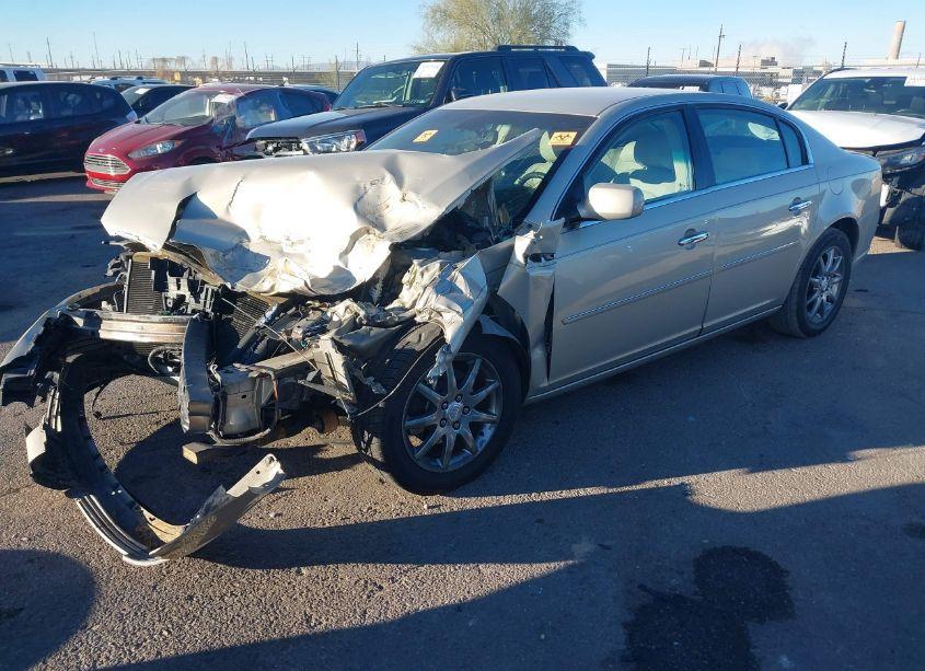 Photo 2 of 2007 Buick Lucerne CXL (VIN 1G4HD57267U187111)