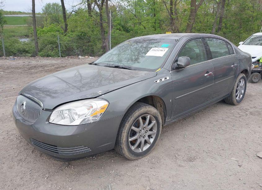 Photo 2 of 2007 Buick Lucerne CXL (VIN 1G4HD57267U190199)