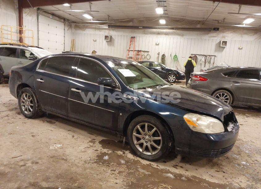 2008 Buick Lucerne CXL (VIN 1G4HD57268U135625) main photo