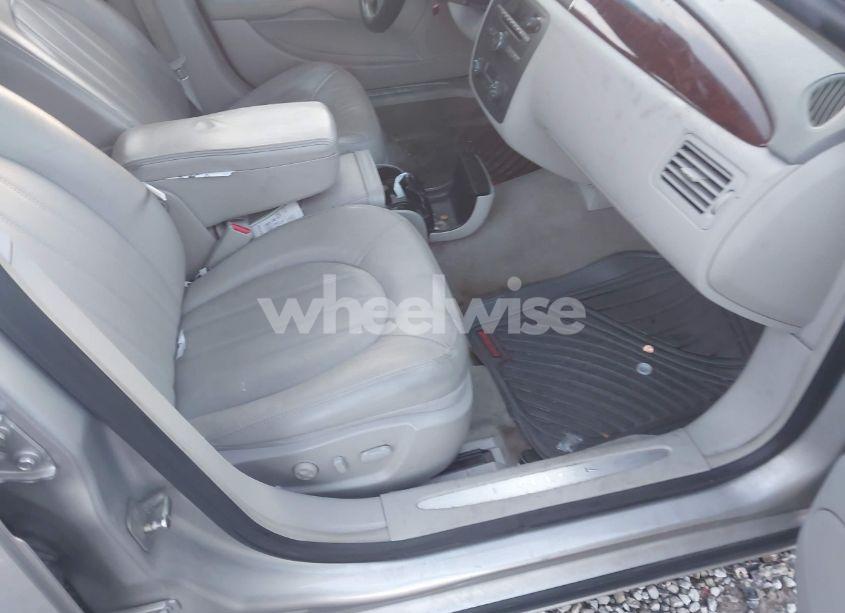 Photo 5 of 2007 Buick Lucerne CXL (VIN 1G4HD57277U186629)