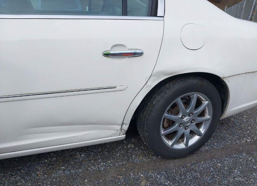 Photo 6 of 2007 Buick Lucerne CXL (VIN 1G4HD572X7U121323)