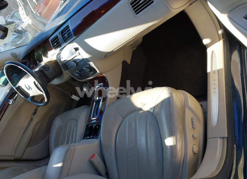 Photo 5 of 2007 Buick Lucerne CXL (VIN 1G4HD572X7U137005)