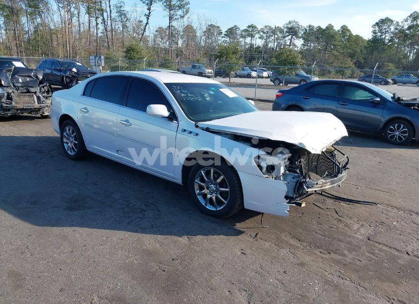 2007 Buick Lucerne CXL (VIN 1G4HD572X7U179352) main photo