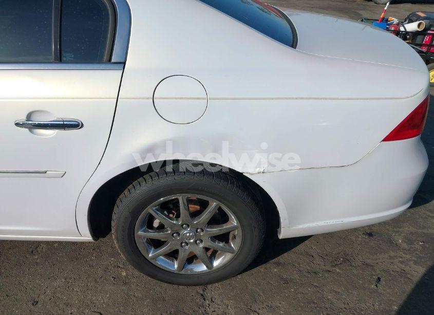 Photo 6 of 2007 Buick Lucerne CXL (VIN 1G4HD572X7U179352)