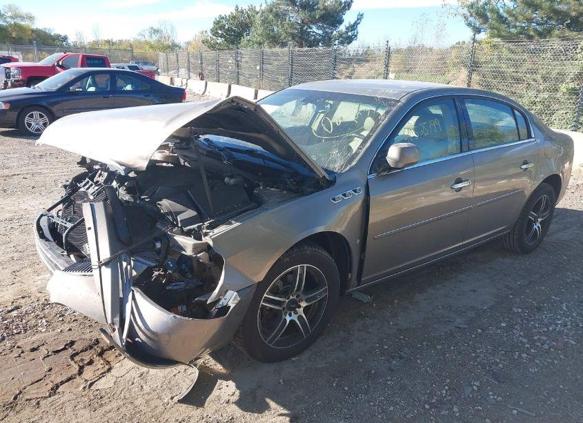 Photo 2 of 2007 Buick Lucerne CXL (VIN 1G4HD572X7U200118)