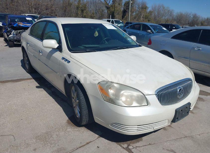 2008 Buick Lucerne CXL (VIN 1G4HD572X8U102689) main photo