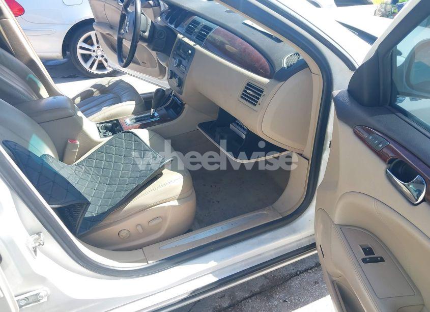 Photo 5 of 2008 Buick Lucerne CXL (VIN 1G4HD572X8U102689)