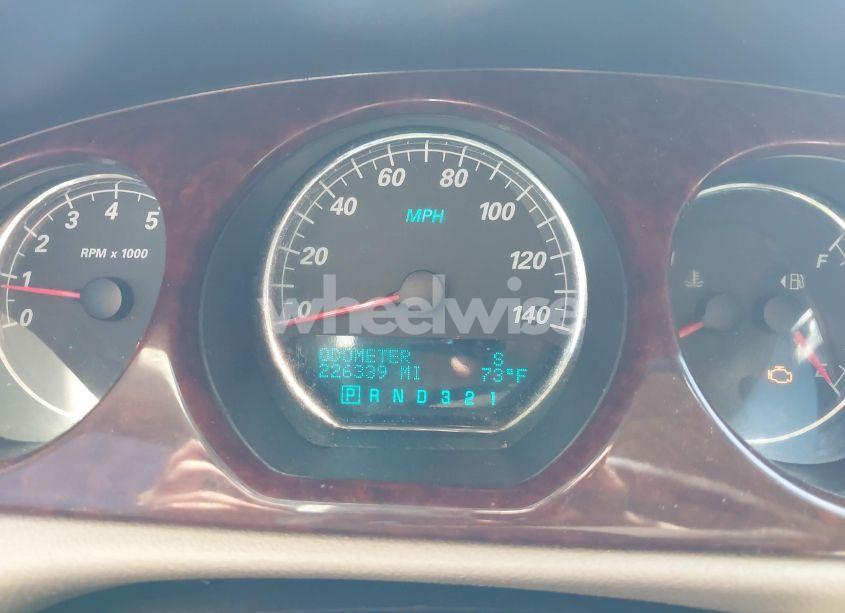 Photo 7 of 2008 Buick Lucerne CXL (VIN 1G4HD572X8U102689)