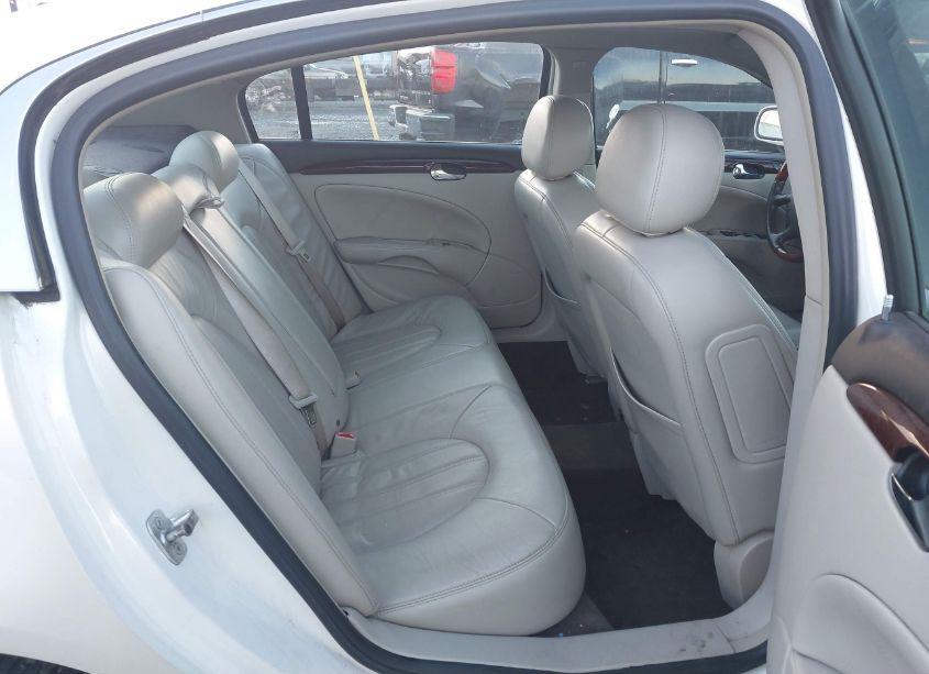 Photo 8 of 2008 Buick Lucerne CXL (VIN 1G4HD572X8U130752)