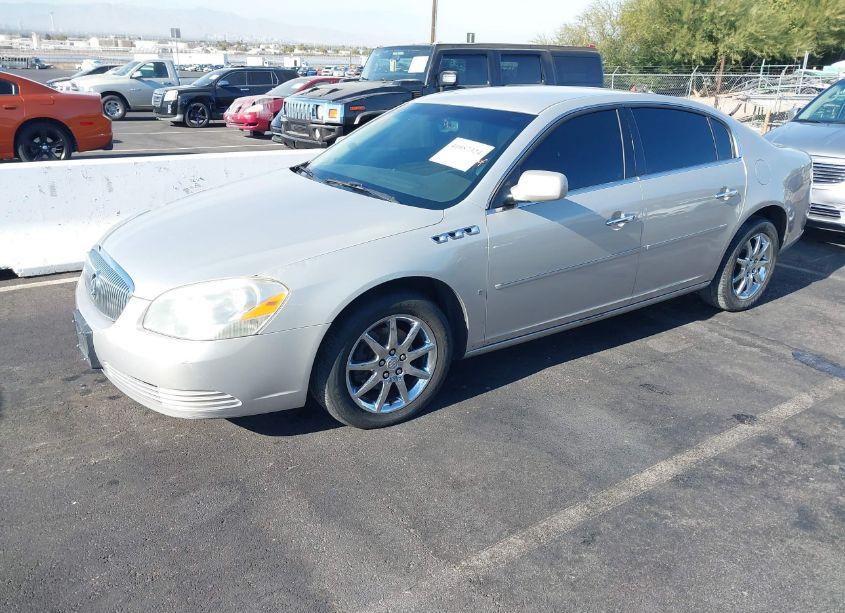 Photo 2 of 2008 Buick Lucerne CXL (VIN 1G4HD572X8U143596)