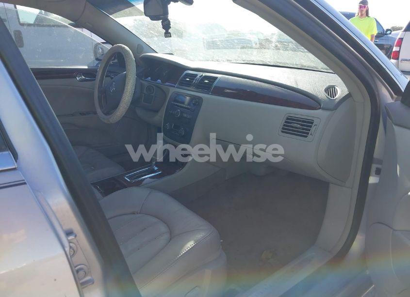 Photo 5 of 2008 Buick Lucerne CXL (VIN 1G4HD572X8U174444)