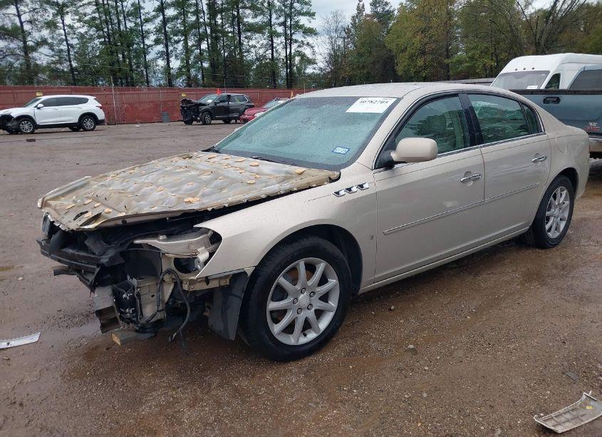 Photo 2 of 2008 Buick Lucerne CXL (VIN 1G4HD572X8U181927)