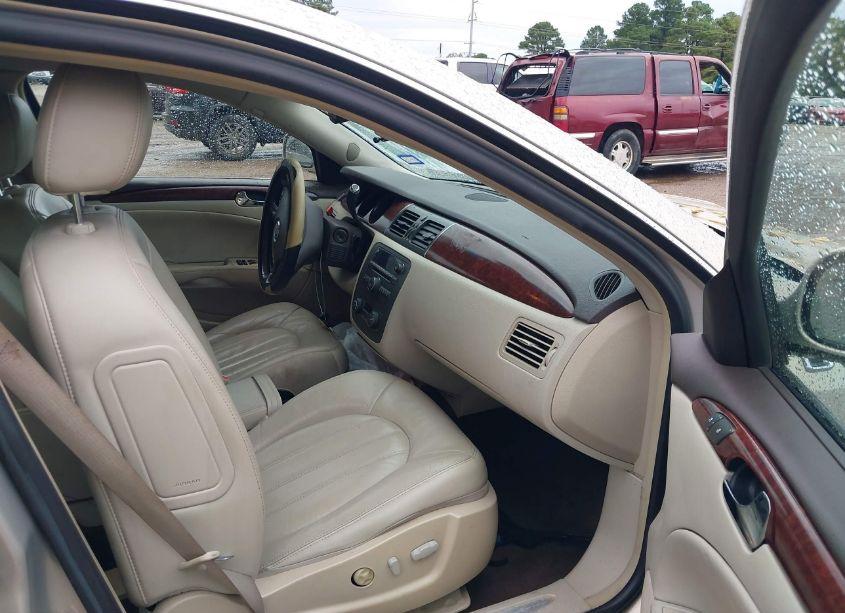 Photo 5 of 2008 Buick Lucerne CXL (VIN 1G4HD572X8U181927)